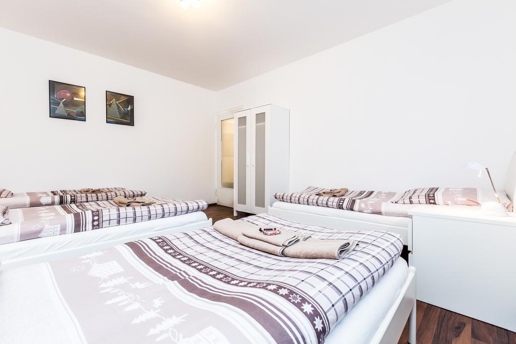 Ferienwohnung Koeln Stammheim Habitación foto